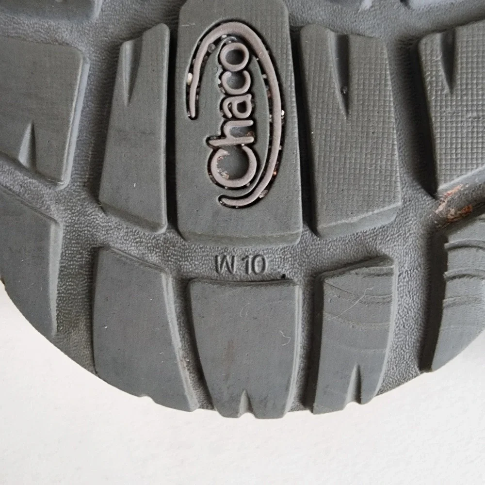 Chaco Z/Cloud 2 Womens Size 10 Black Grey Strappy Toe Loop Hiking Sandals
